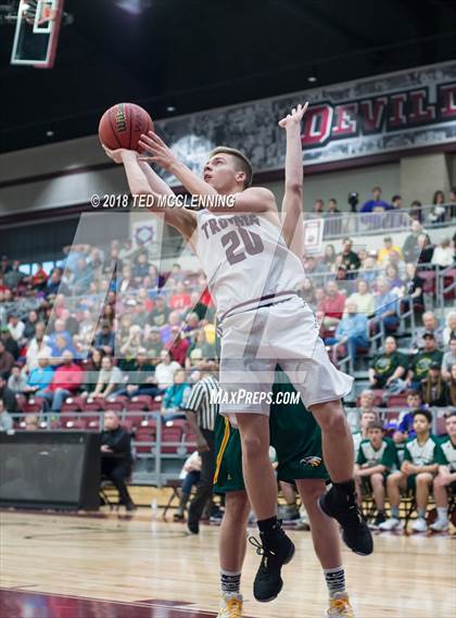 Thumbnail 3 in Kirby vs. Omaha (AAA 1A 2nd Round Playoff) photogallery.