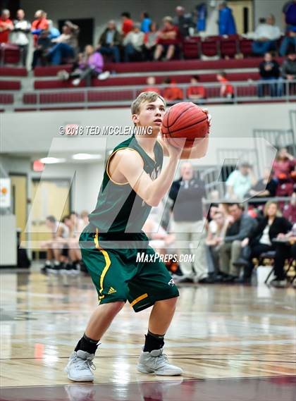 Thumbnail 3 in Kirby vs. Omaha (AAA 1A 2nd Round Playoff) photogallery.