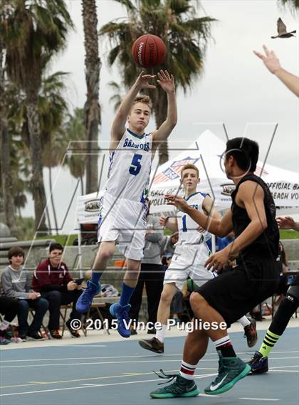 Thumbnail 1 in Pacifica Christian vs. Albert Einstein Academy (Western Outdoor Classic-Venice Beach) photogallery.