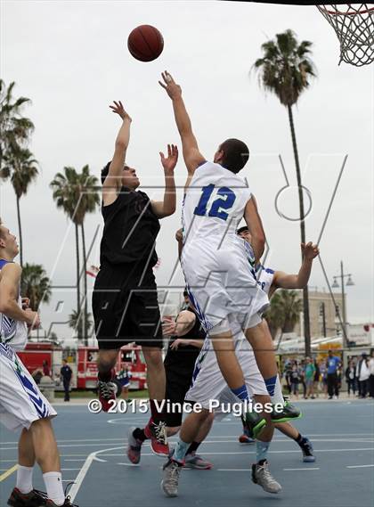 Thumbnail 2 in Pacifica Christian vs. Albert Einstein Academy (Western Outdoor Classic-Venice Beach) photogallery.
