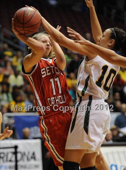 Thumbnail 3 in Peoria vs. Seton Catholic (AIA D2 Final) photogallery.