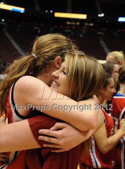 Thumbnail 2 in Peoria vs. Seton Catholic (AIA D2 Final) photogallery.