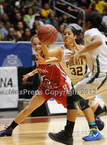 Thumbnail 2 in Peoria vs. Seton Catholic (AIA D2 Final) photogallery.