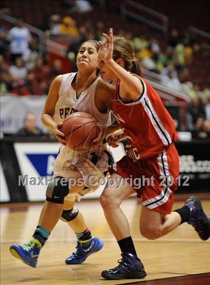 Thumbnail 3 in Peoria vs. Seton Catholic (AIA D2 Final) photogallery.