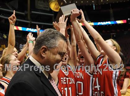 Thumbnail 3 in Peoria vs. Seton Catholic (AIA D2 Final) photogallery.