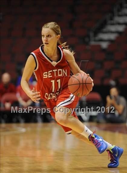 Thumbnail 2 in Peoria vs. Seton Catholic (AIA D2 Final) photogallery.