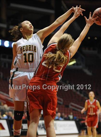 Thumbnail 2 in Peoria vs. Seton Catholic (AIA D2 Final) photogallery.