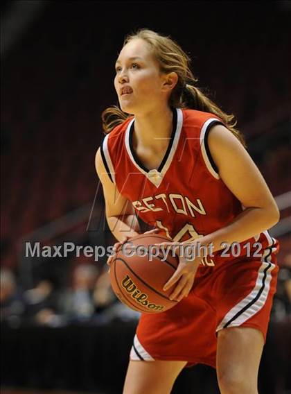 Thumbnail 2 in Peoria vs. Seton Catholic (AIA D2 Final) photogallery.