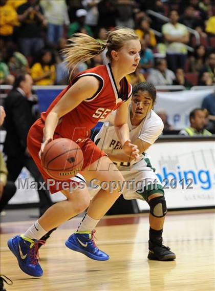 Thumbnail 2 in Peoria vs. Seton Catholic (AIA D2 Final) photogallery.