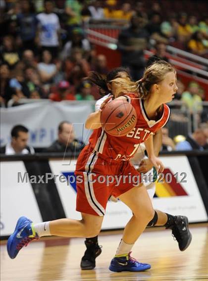 Thumbnail 1 in Peoria vs. Seton Catholic (AIA D2 Final) photogallery.