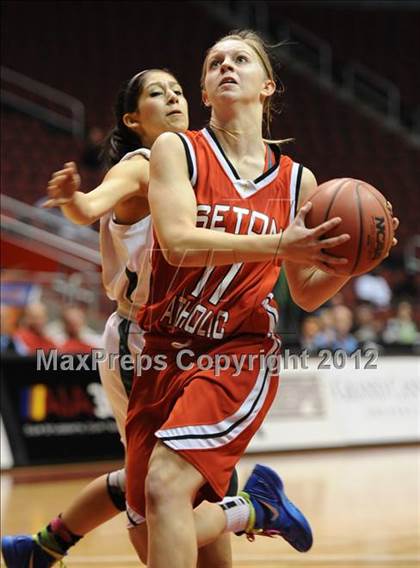 Thumbnail 1 in Peoria vs. Seton Catholic (AIA D2 Final) photogallery.