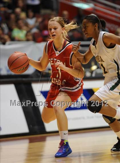 Thumbnail 1 in Peoria vs. Seton Catholic (AIA D2 Final) photogallery.