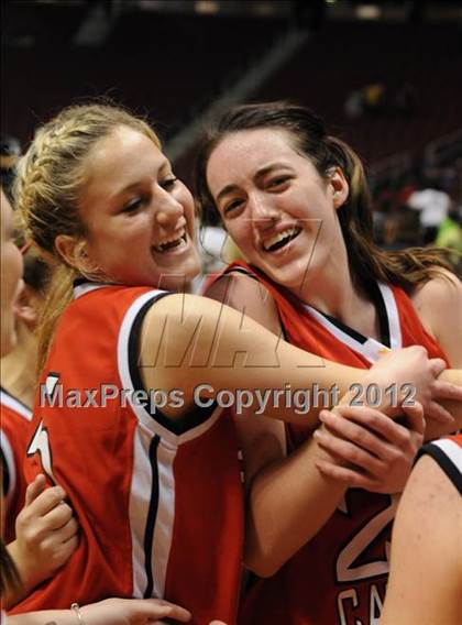 Thumbnail 1 in Peoria vs. Seton Catholic (AIA D2 Final) photogallery.