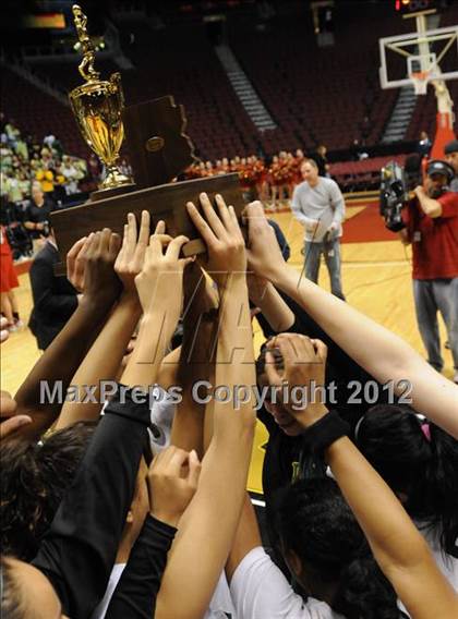 Thumbnail 1 in Peoria vs. Seton Catholic (AIA D2 Final) photogallery.