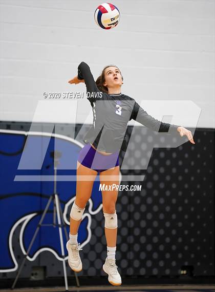 Thumbnail 3 in Notre Dame Prep vs. Salpointe Catholic (AIA 4A Final) photogallery.