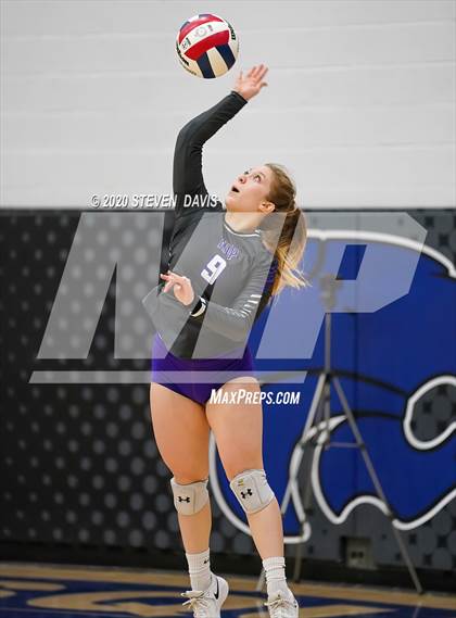 Thumbnail 3 in Notre Dame Prep vs. Salpointe Catholic (AIA 4A Final) photogallery.