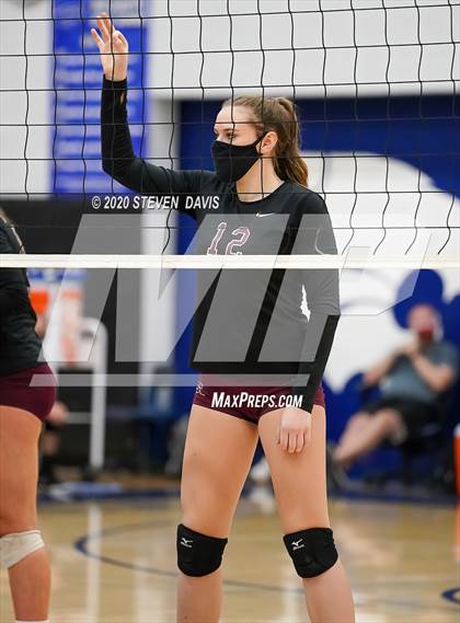 Thumbnail 3 in Notre Dame Prep vs. Salpointe Catholic (AIA 4A Final) photogallery.