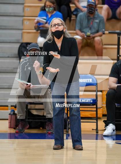 Thumbnail 2 in Notre Dame Prep vs. Salpointe Catholic (AIA 4A Final) photogallery.
