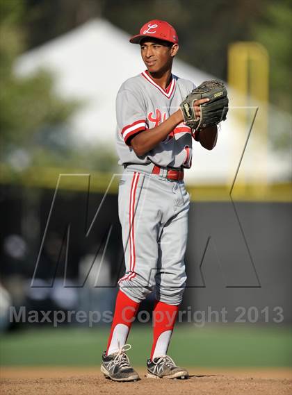 Thumbnail 2 in JSerra Catholic vs. Lakewood (Boras Classic - South Bracket) photogallery.