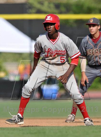 Thumbnail 2 in JSerra Catholic vs. Lakewood (Boras Classic - South Bracket) photogallery.