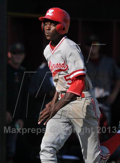 Thumbnail 2 in JSerra Catholic vs. Lakewood (Boras Classic - South Bracket) photogallery.