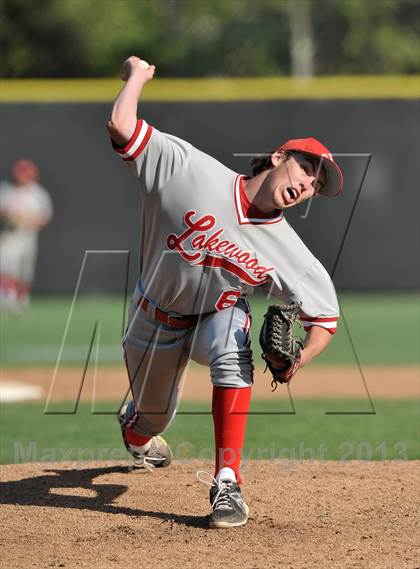 Thumbnail 2 in JSerra Catholic vs. Lakewood (Boras Classic - South Bracket) photogallery.