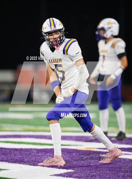 Thumbnail 1 in Kennedy @ Piedmont photogallery.