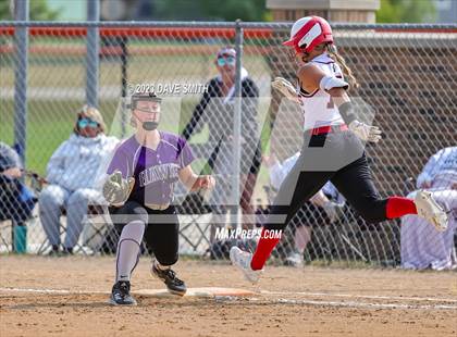 Thumbnail 1 in Kee vs Western Dubuque (West Delaware Invitational) photogallery.
