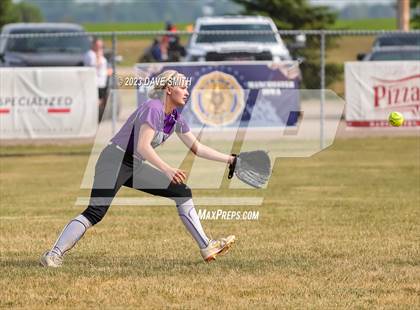 Thumbnail 1 in Kee vs Western Dubuque (West Delaware Invitational) photogallery.
