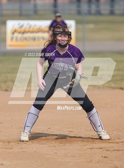 Thumbnail 3 in Kee vs Western Dubuque (West Delaware Invitational) photogallery.