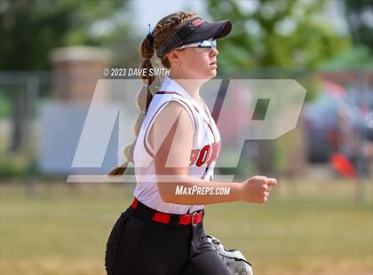 Thumbnail 2 in Kee vs Western Dubuque (West Delaware Invitational) photogallery.