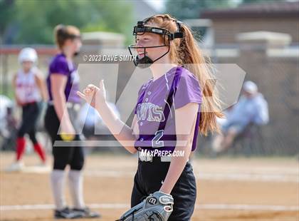 Thumbnail 2 in Kee vs Western Dubuque (West Delaware Invitational) photogallery.