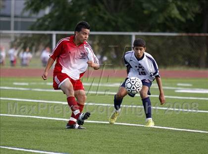 Thumbnail 2 in Freeport vs. MacArthur photogallery.