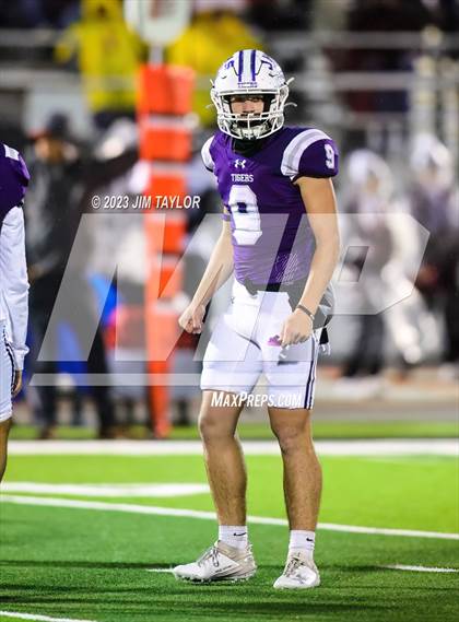 Thumbnail 3 in Jacksboro vs Callisburg (UIL 3A Bi-district playoff) photogallery.