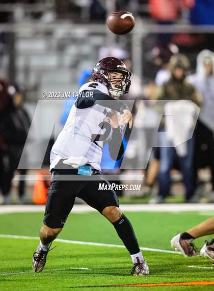Thumbnail 3 in Jacksboro vs Callisburg (UIL 3A Bi-district playoff) photogallery.