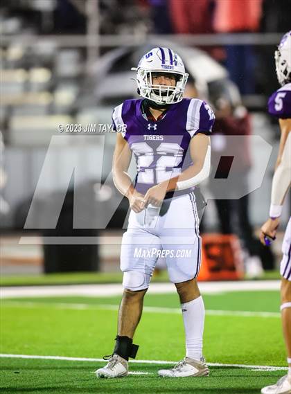 Thumbnail 2 in Jacksboro vs Callisburg (UIL 3A Bi-district playoff) photogallery.