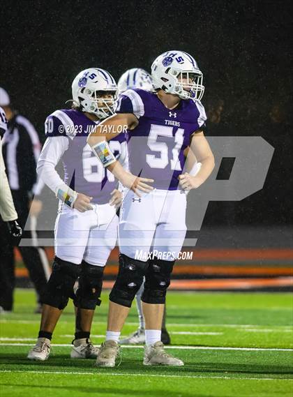 Thumbnail 2 in Jacksboro vs Callisburg (UIL 3A Bi-district playoff) photogallery.