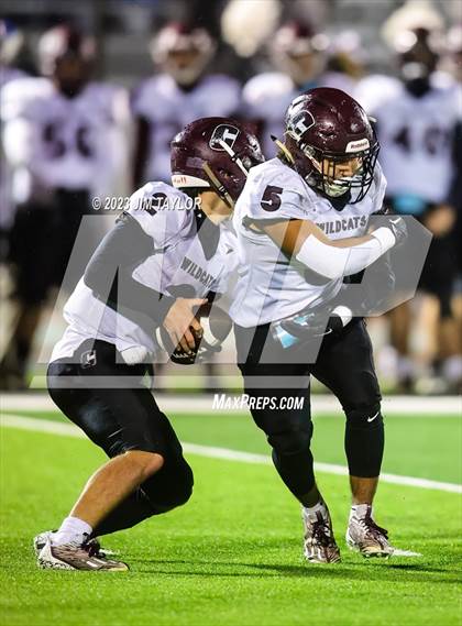 Thumbnail 2 in Jacksboro vs Callisburg (UIL 3A Bi-district playoff) photogallery.