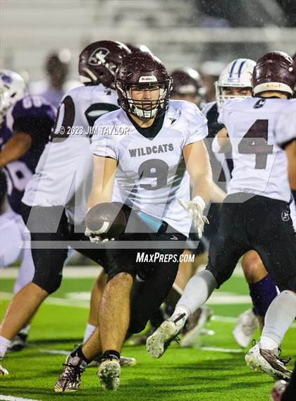 Thumbnail 1 in Jacksboro vs Callisburg (UIL 3A Bi-district playoff) photogallery.