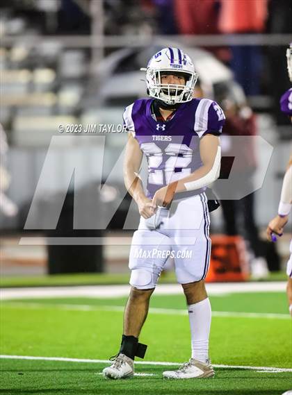 Thumbnail 1 in Jacksboro vs Callisburg (UIL 3A Bi-district playoff) photogallery.