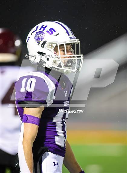 Thumbnail 2 in Jacksboro vs Callisburg (UIL 3A Bi-district playoff) photogallery.