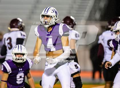 Thumbnail 3 in Jacksboro vs Callisburg (UIL 3A Bi-district playoff) photogallery.