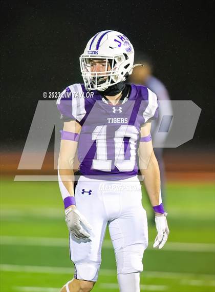 Thumbnail 2 in Jacksboro vs Callisburg (UIL 3A Bi-district playoff) photogallery.