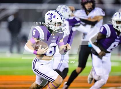 Thumbnail 1 in Jacksboro vs Callisburg (UIL 3A Bi-district playoff) photogallery.