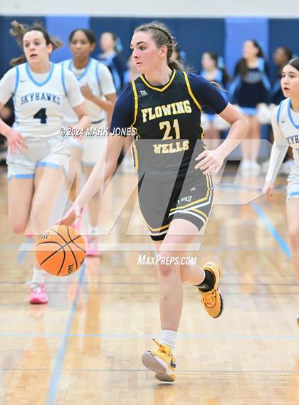 Thumbnail 1 in Deer Valley vs. Flowing Wells (AIA 4A Round 1 Playoff) photogallery.