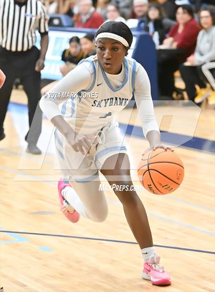 Thumbnail 2 in Deer Valley vs. Flowing Wells (AIA 4A Round 1 Playoff) photogallery.