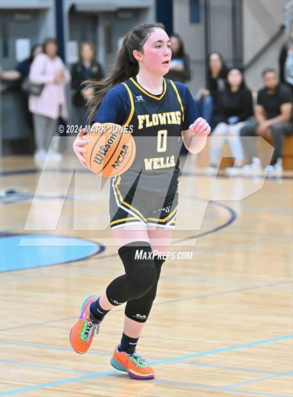 Thumbnail 2 in Deer Valley vs. Flowing Wells (AIA 4A Round 1 Playoff) photogallery.