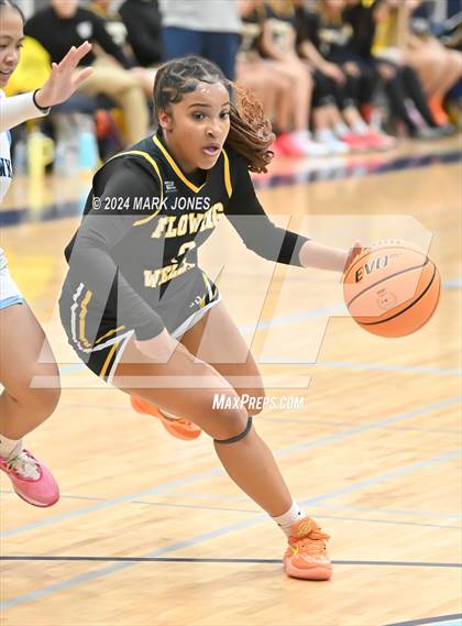 Thumbnail 2 in Deer Valley vs. Flowing Wells (AIA 4A Round 1 Playoff) photogallery.