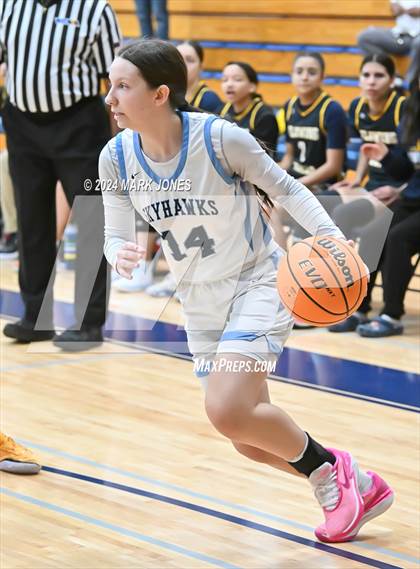 Thumbnail 1 in Deer Valley vs. Flowing Wells (AIA 4A Round 1 Playoff) photogallery.