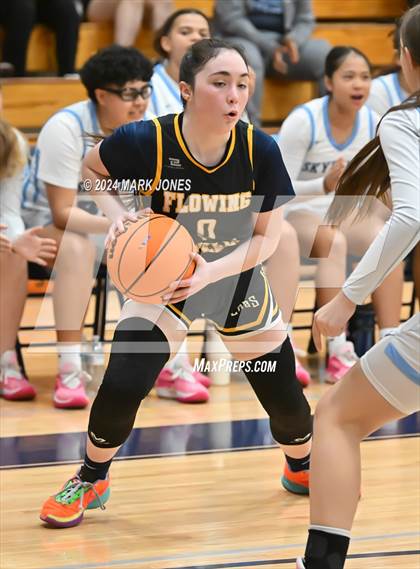 Thumbnail 1 in Deer Valley vs. Flowing Wells (AIA 4A Round 1 Playoff) photogallery.